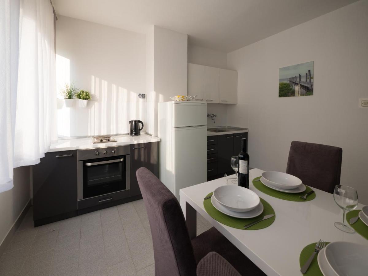 Gin Apartman Zára Kültér fotó